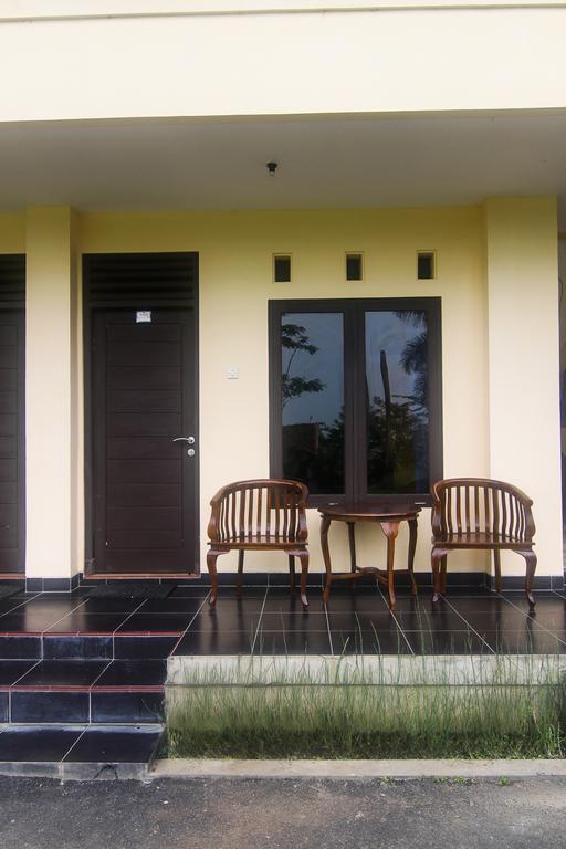 Hotel Cemerlang Baturraden Room photo
